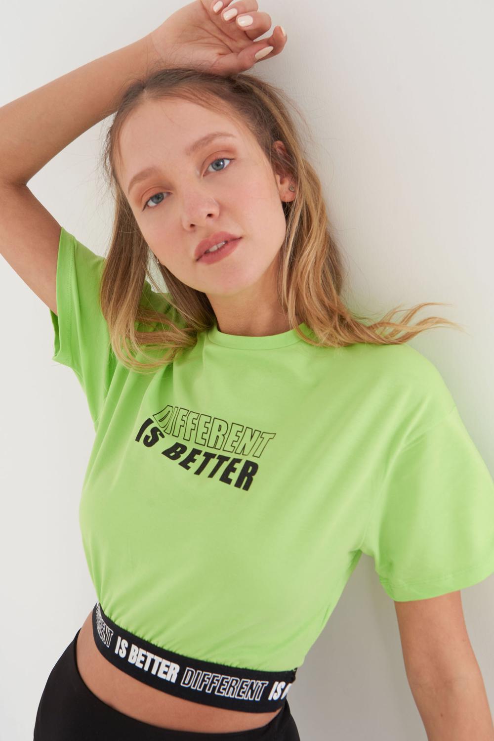 Yeşil Yazı Detaylı T-shirt P12229 – İ10