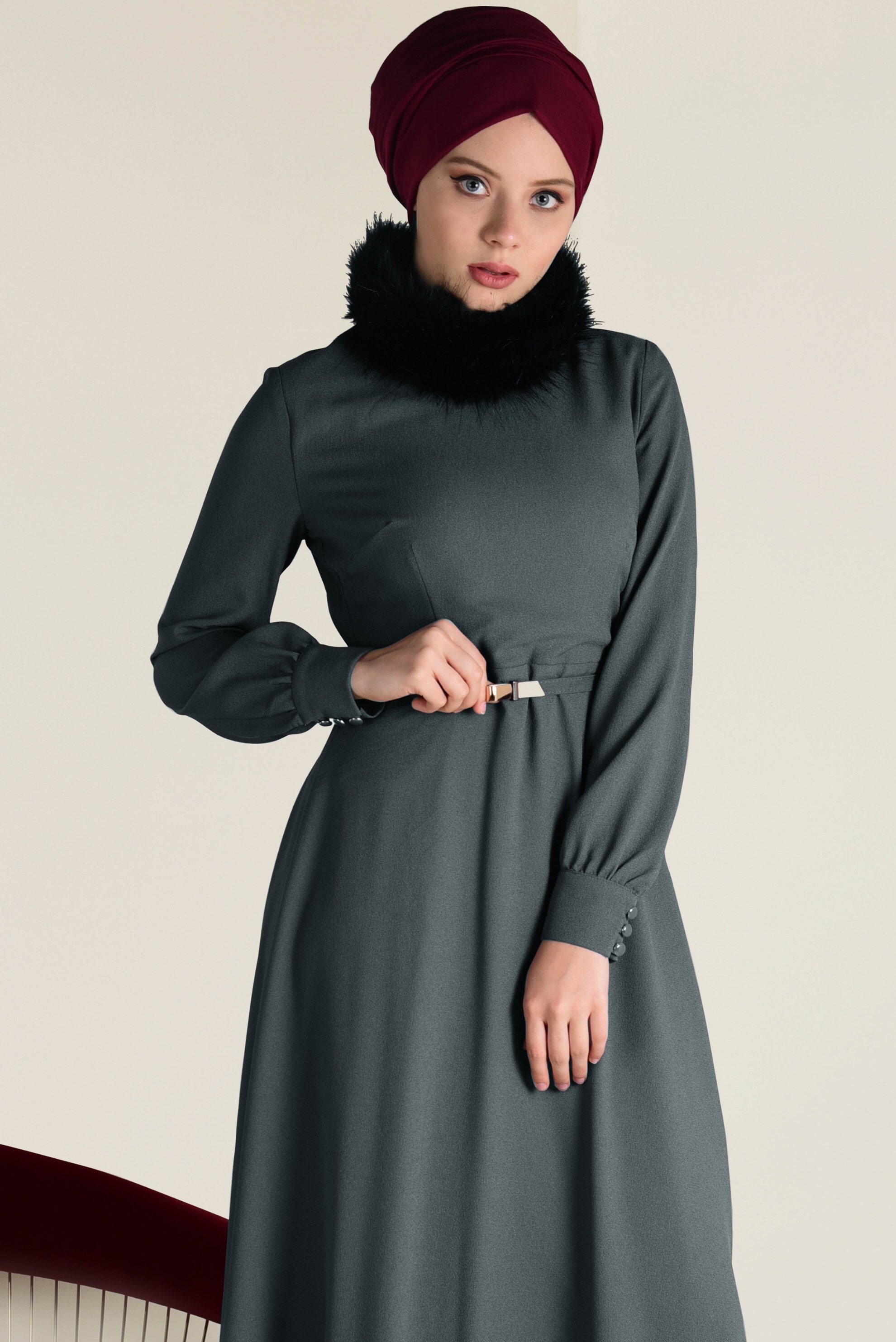 Fur on sale collar dress