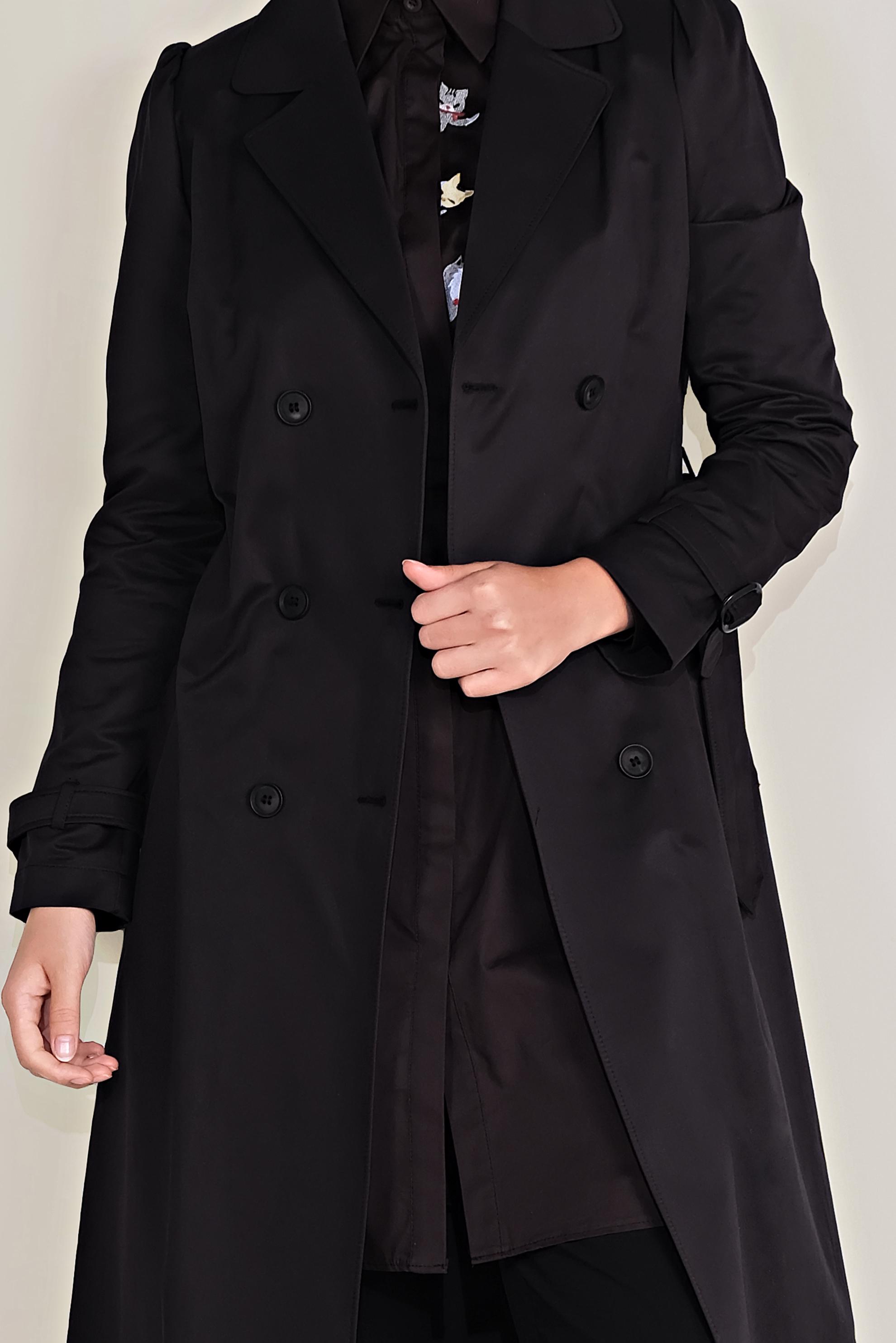 black trench coat female