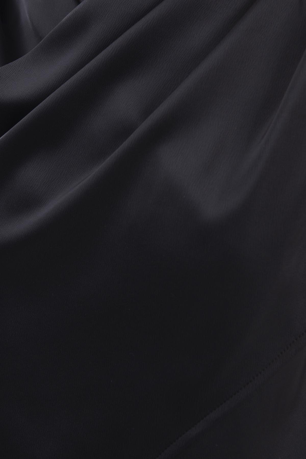 Bayan Siyah Degaje Yakalı Saten Crop Bluz