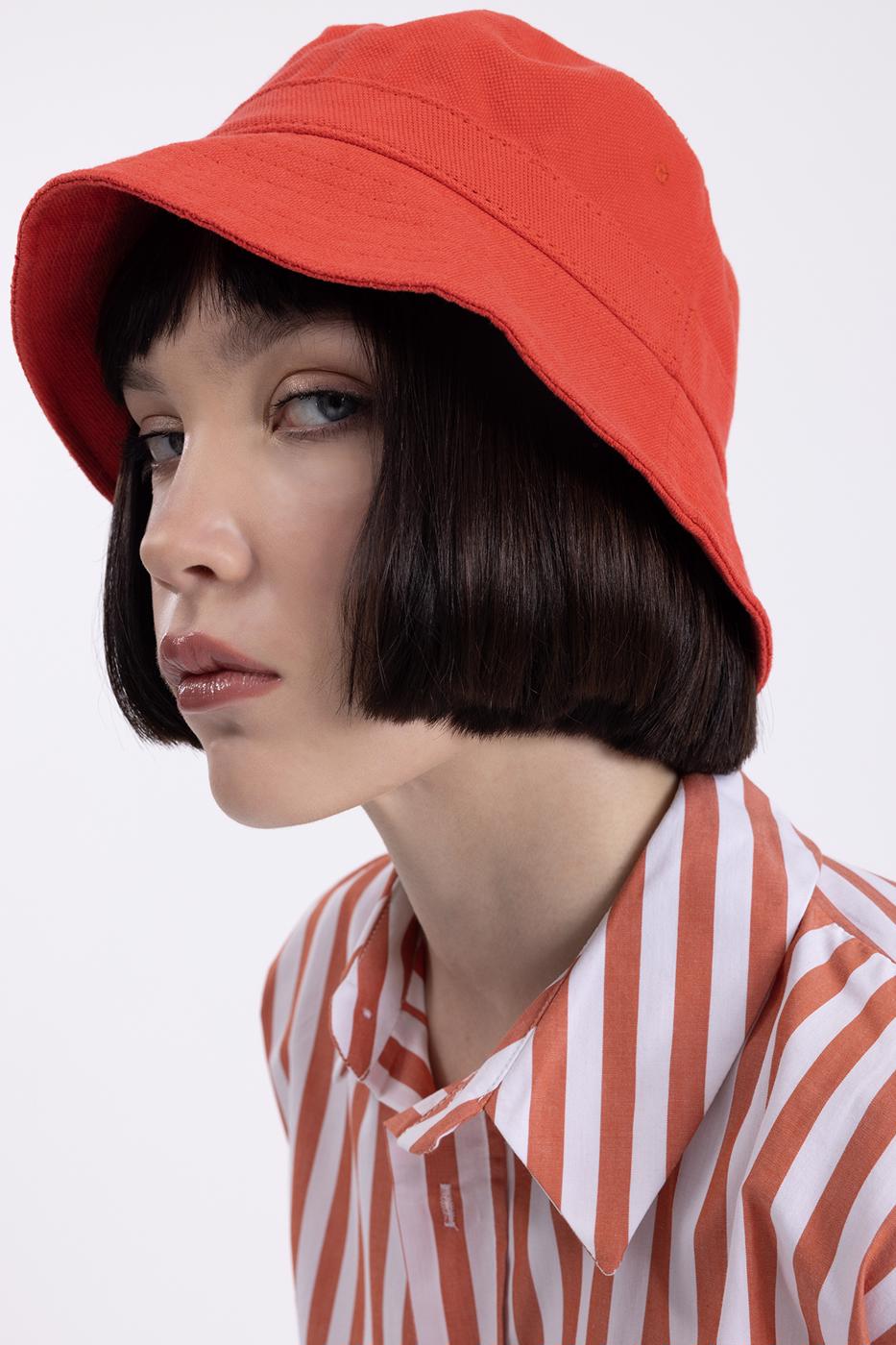 Bayan Kırmızı Bucket Şapka