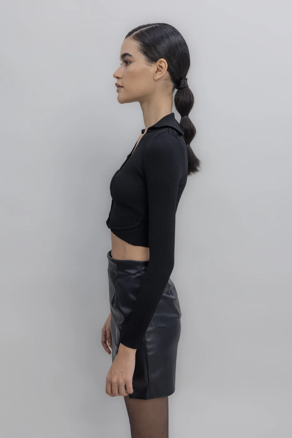 Bayan Siyah Yakalı Crop Top