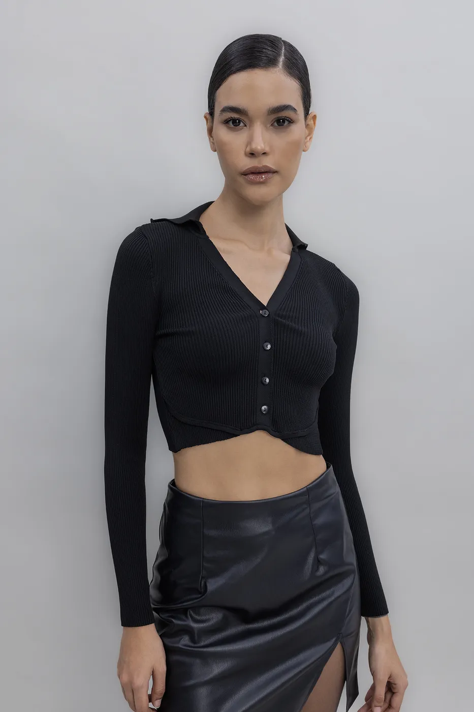 Bayan Siyah Yakalı Crop Top