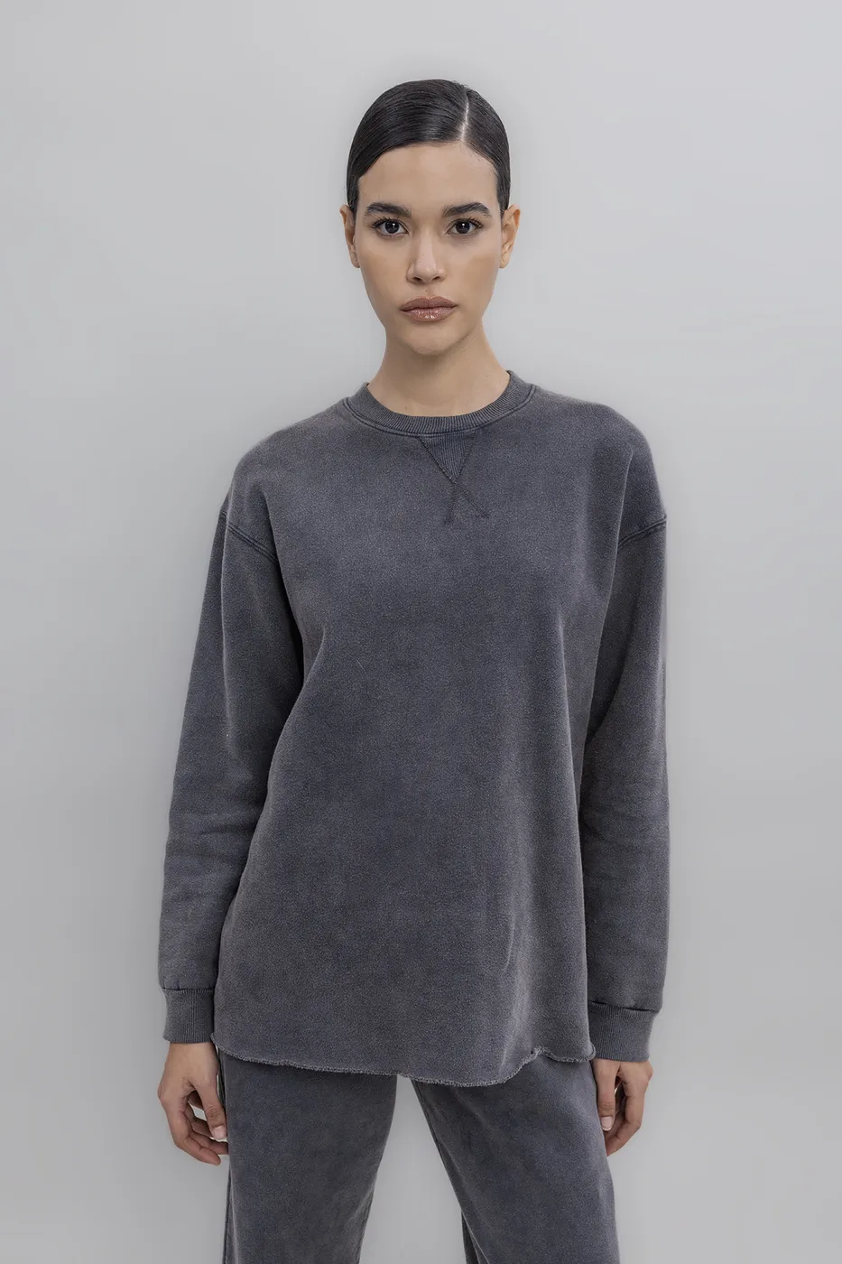 Bayan Antrasit Yıkamalı Şardonlu Basic Sweatshirt