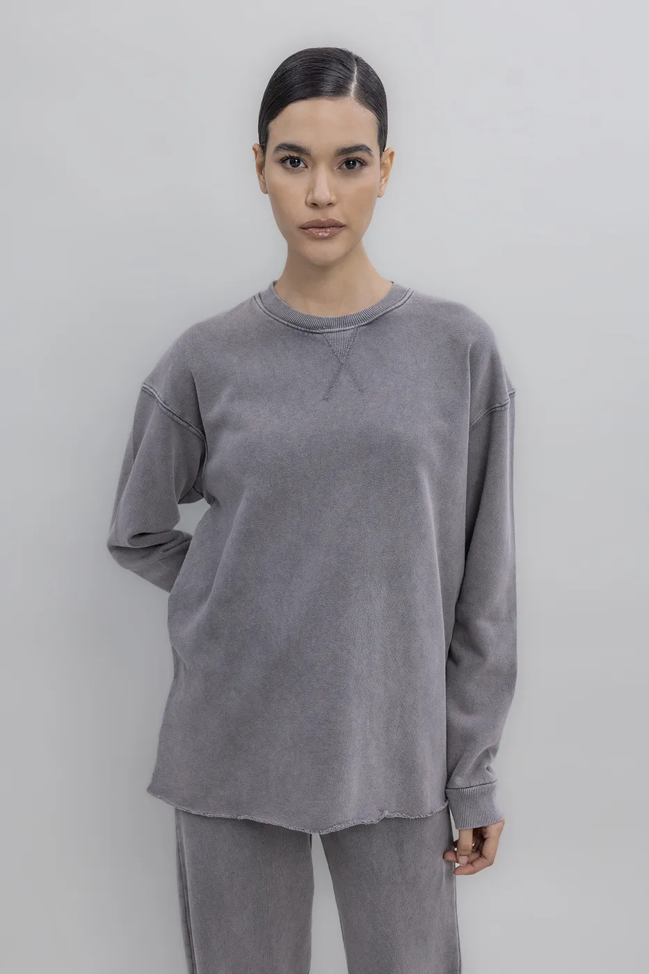 Bayan Gri Yıkamalı Şardonlu Basic Sweatshirt