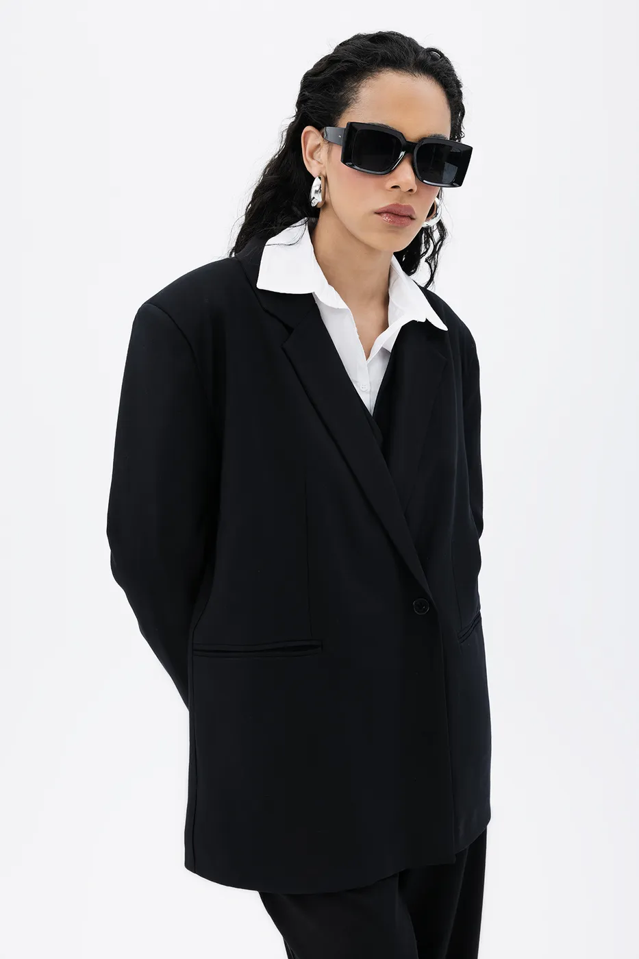 Bayan Siyah Tek Düğmeli Blazer Ceket