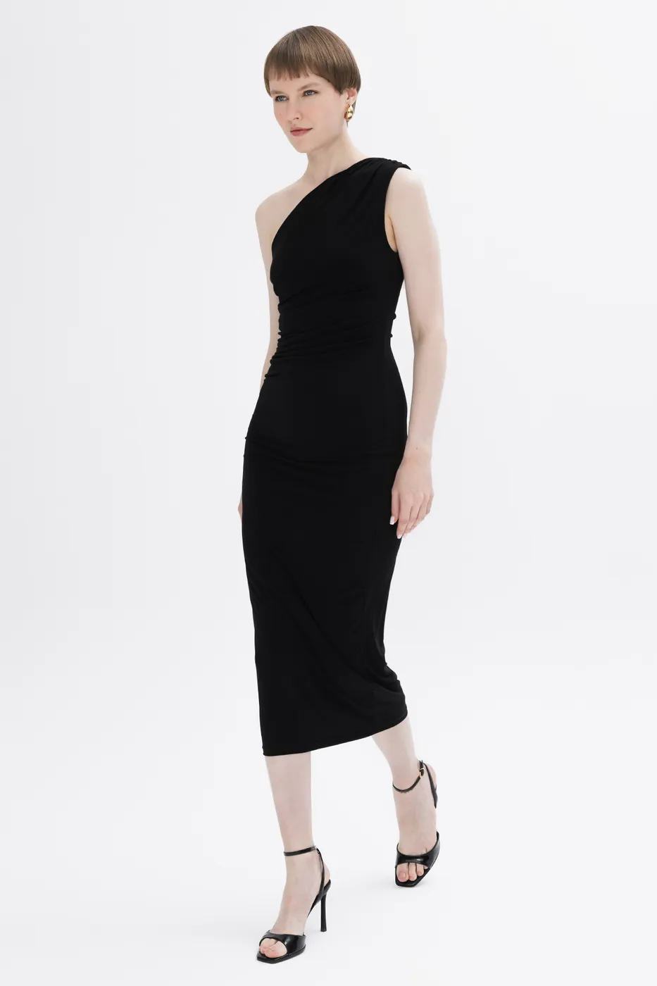 Bayan Siyah Drapeli Tek Omuz Detaylı  Midi Elbise