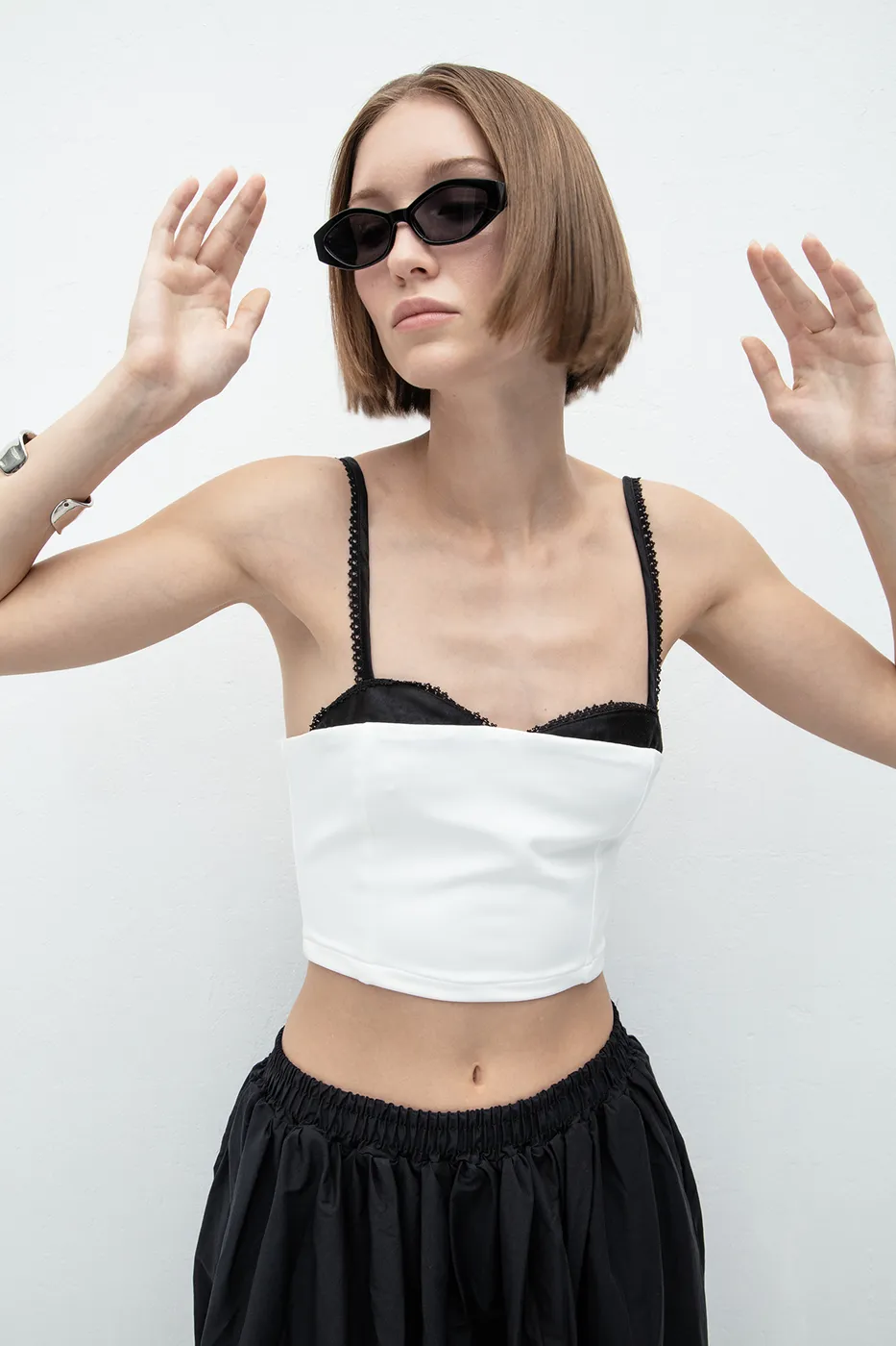 Bayan Beyaz Dantelli Crop Top