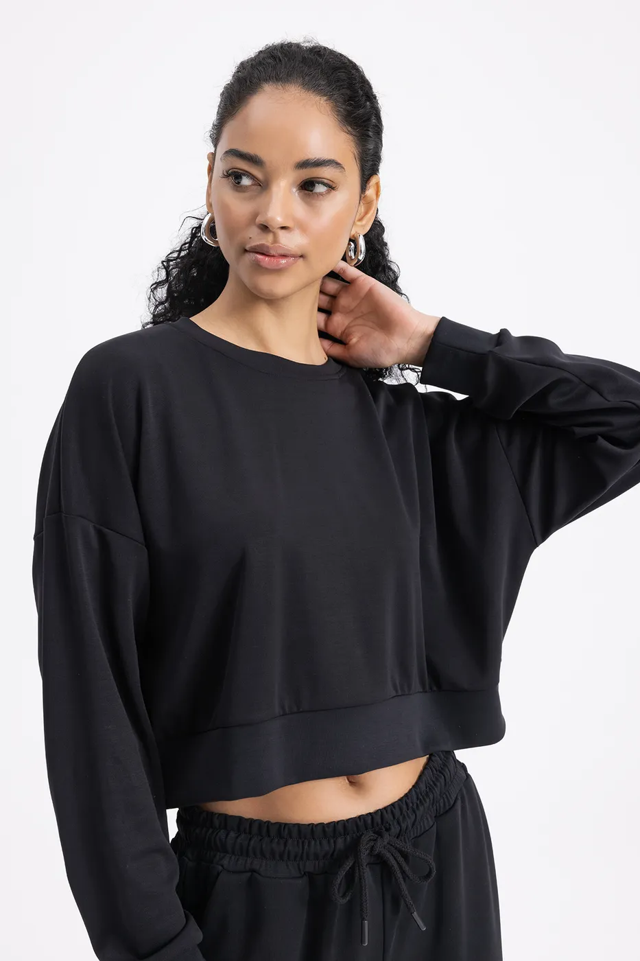 Bayan Siyah Basic Sweatshirt