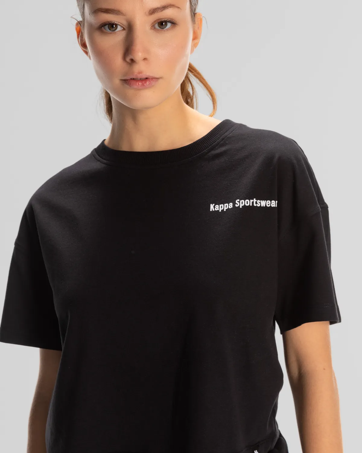Authentic Jessa-Woman-T-Shirt Kadın Siyah Regular Fit Tişört Authentic Jessa-Woman-T-Shirt Kadın Siyah Regular Fit Tişört