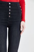 Bayan Siyah Düğmeli Kot Pantolon