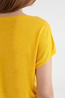 Bayan Sarı Geniş Yakalı Tişört