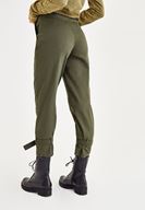 Bayan Yeşil Bilek Detaylı Bol Pantolon