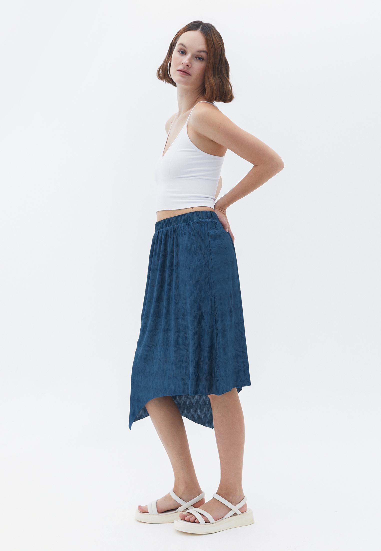 Women Green Long Asymmetric Skirt