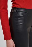 Bayan Siyah Toka Detaylı Deri Görünümlü Pantolon