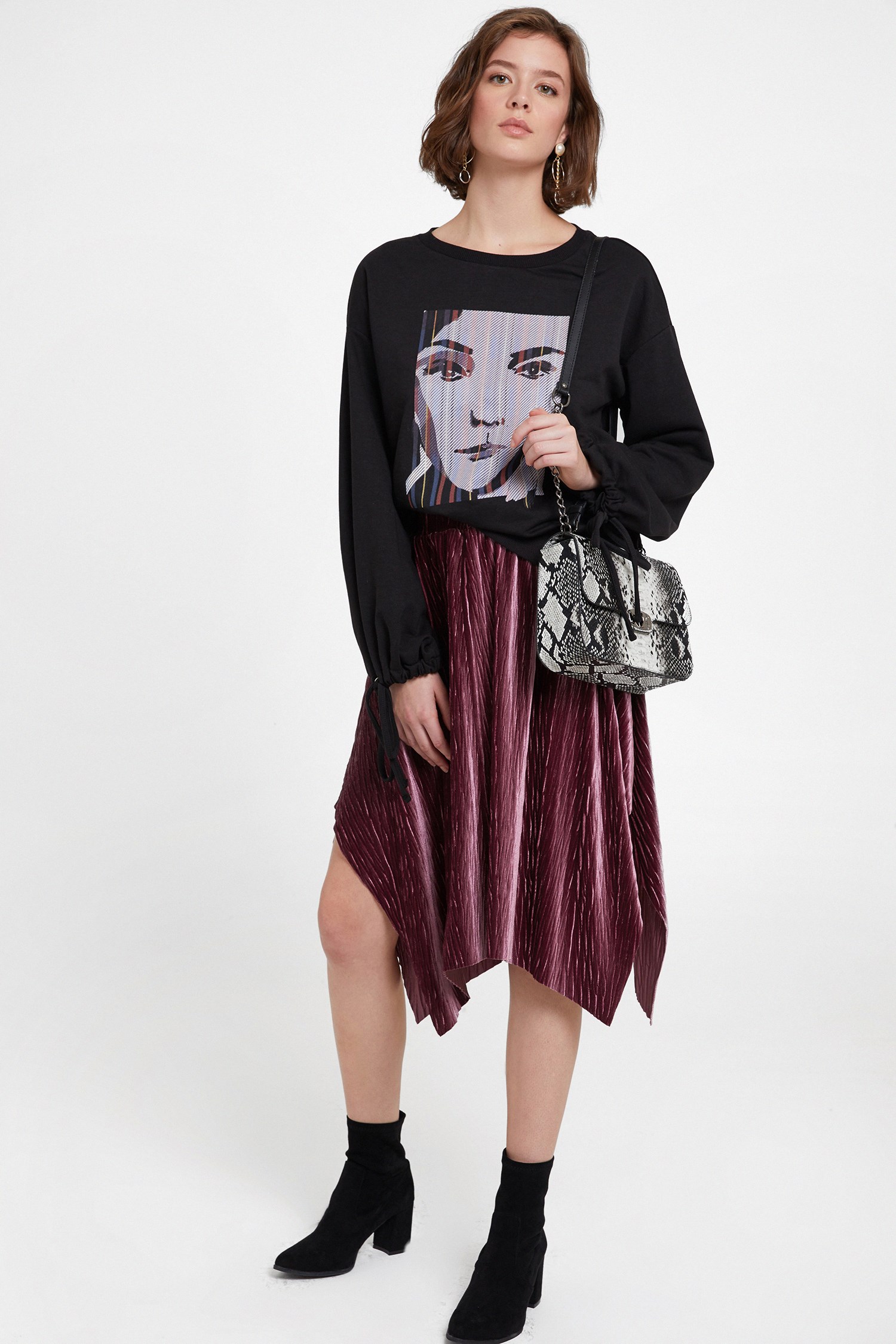 Women Purple Velvet Asymmetric Midi Skirt