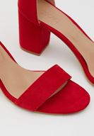 Bayan Kırmızı Şeritli Topuklu Ayakkabı