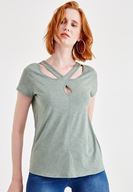 Bayan Yeşil Kısa Kollu Yaka Detaylı Tişört