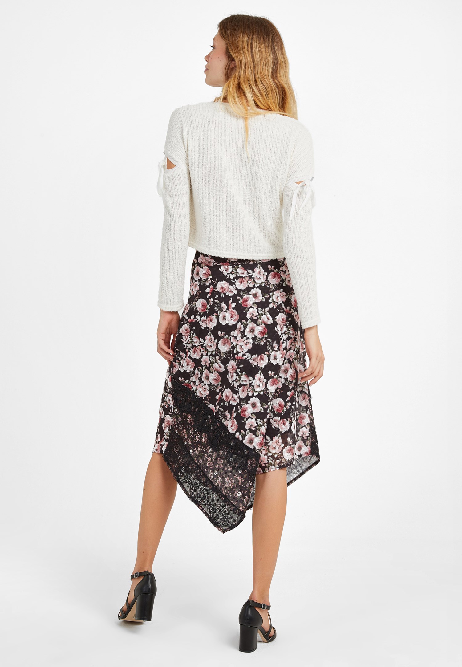 Women Mixed Floral Asymmetric Skirt
