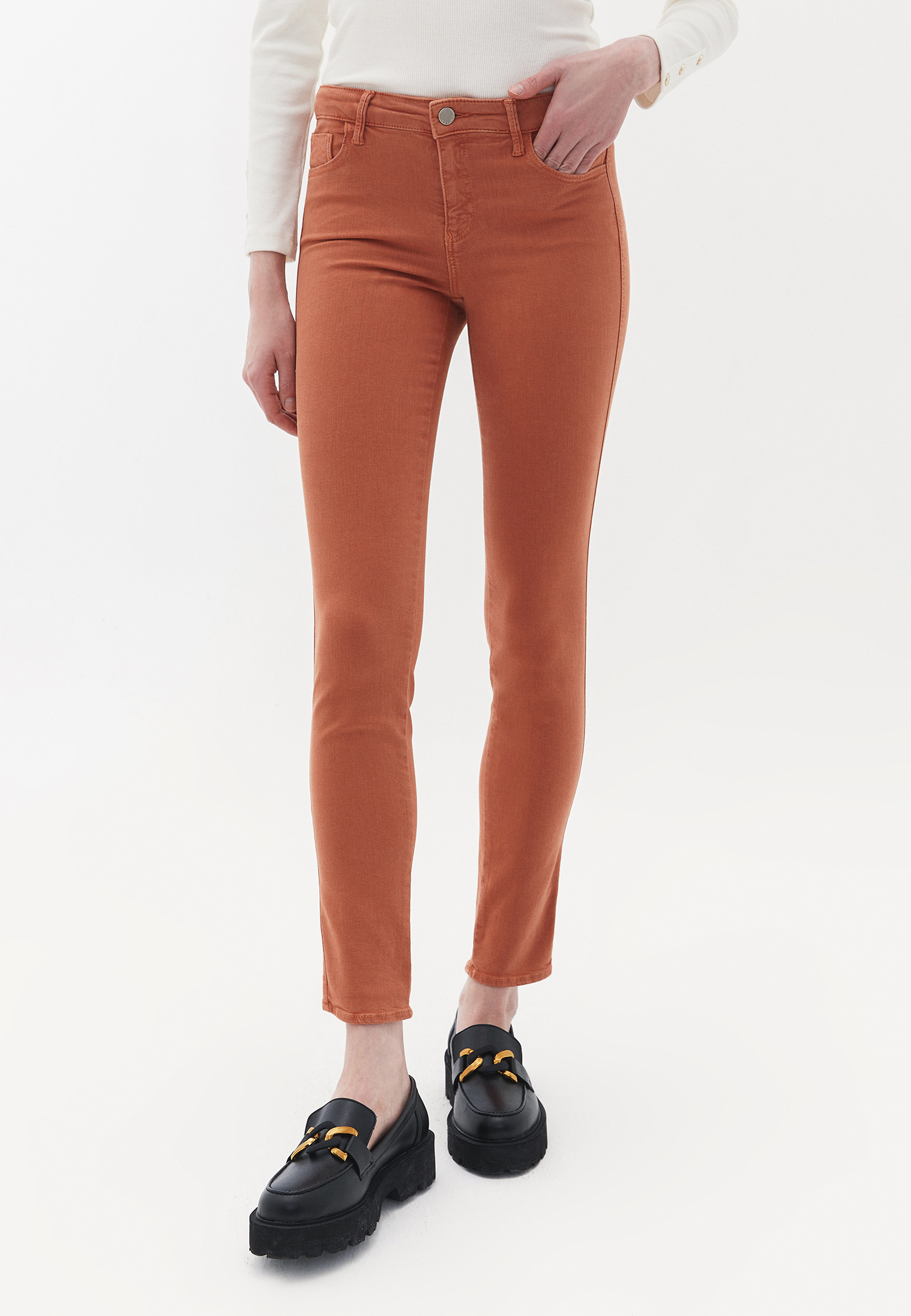 Women Orange Mid Rise Skinny Pants