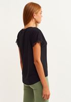Women Black Boat-neck t-shirt with lace detail