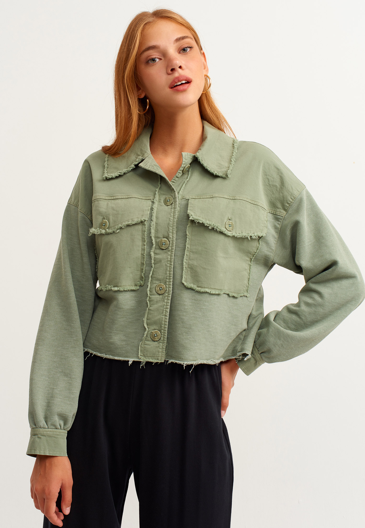 Women Green Buttoned and Pocketed Crop Jacket