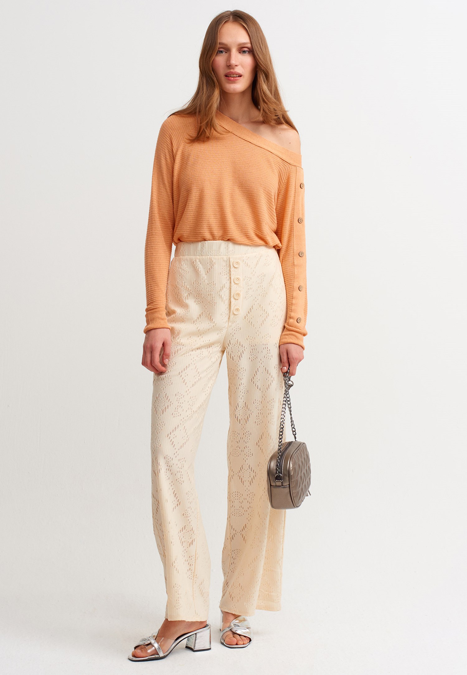 Women Beige Wide Pants with Button Details