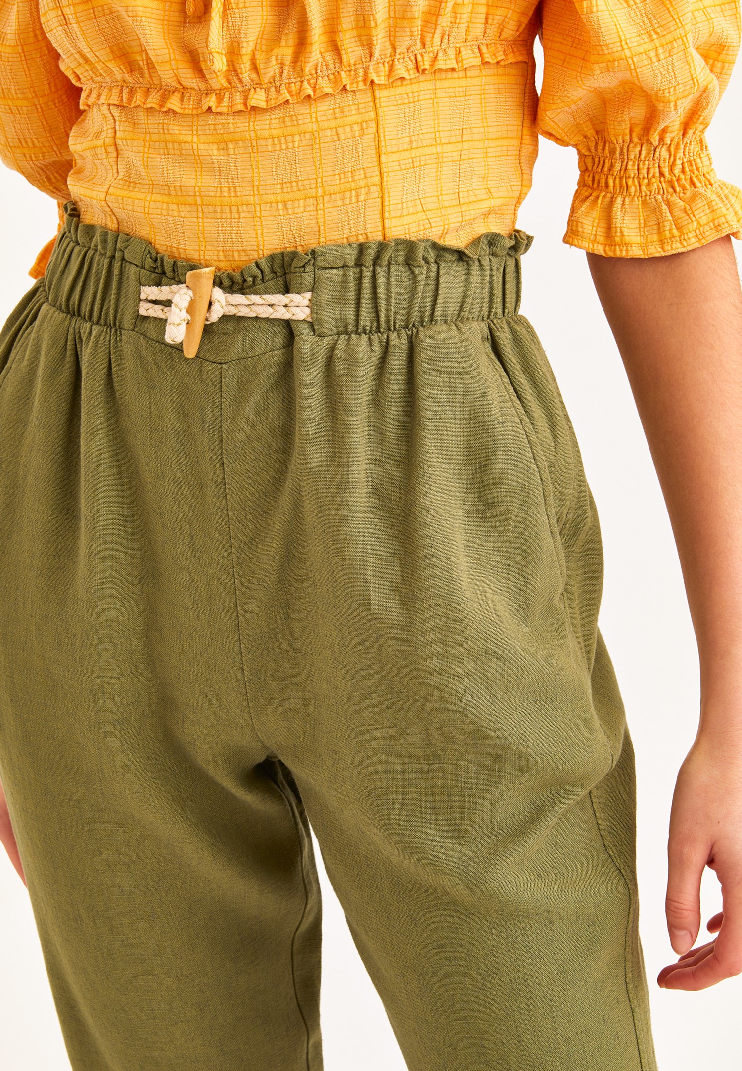 Women Green Ultra High Rise Carrot Fit Pants