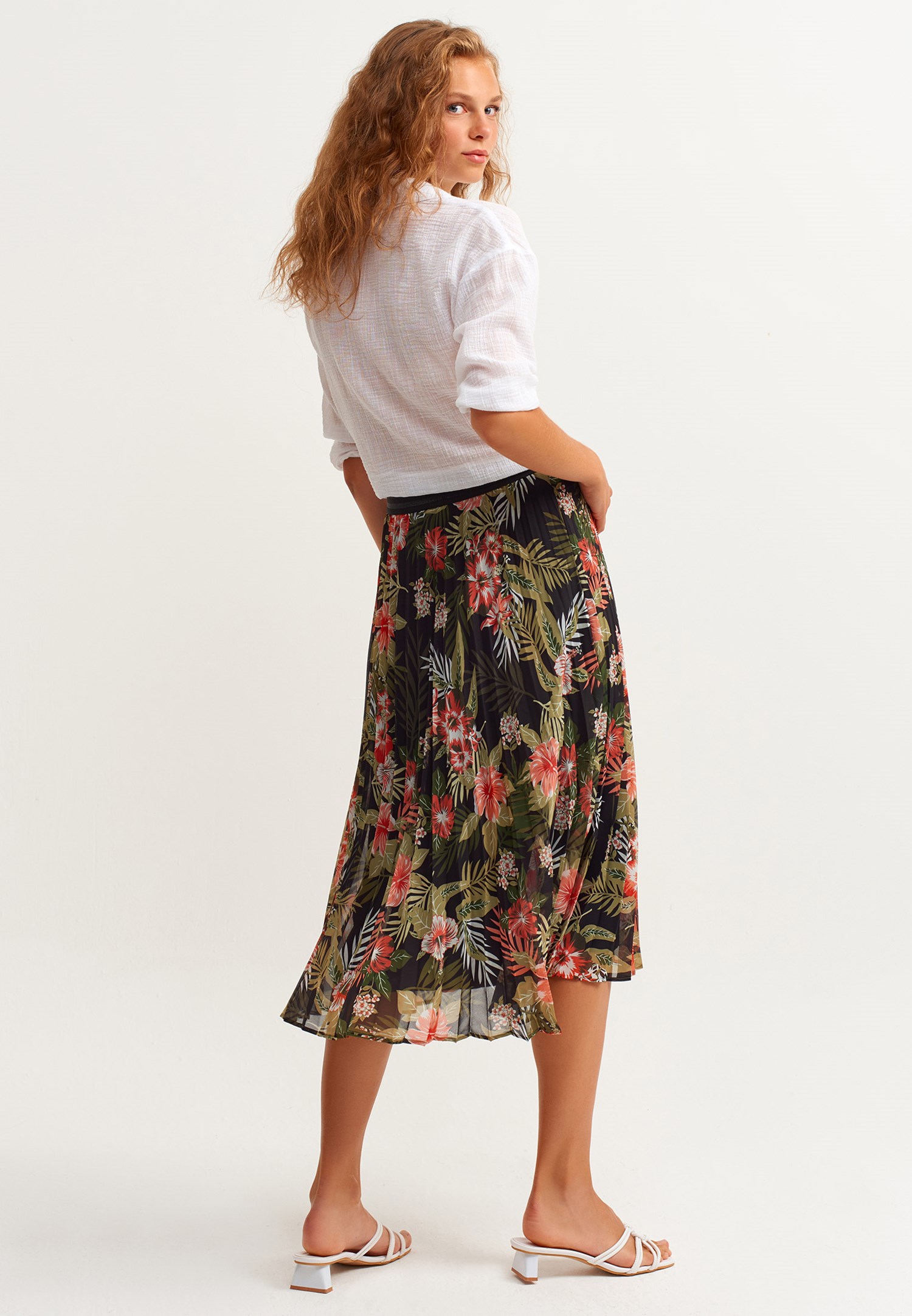 Women Mixed Pleated Midi Skirt