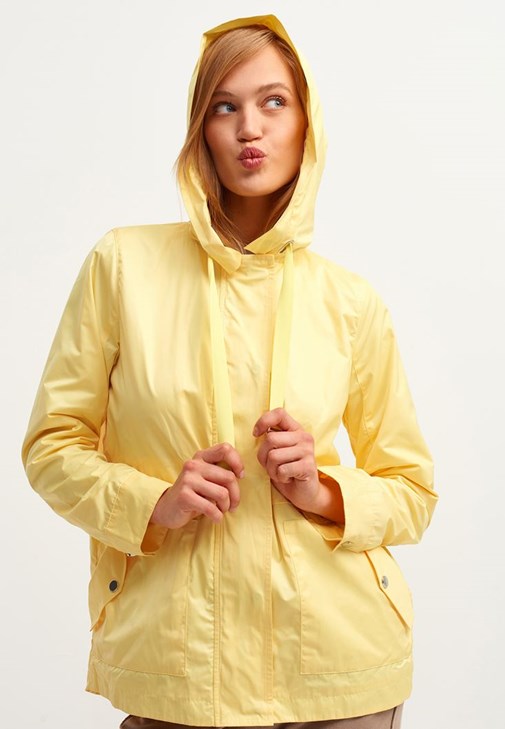 Yellow Pocket Detailed Raincoat 