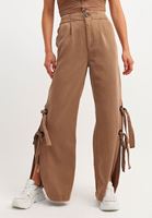 Bayan Kahverengi Paça Detaylı Wide-Leg Pantolon ( TENCEL™ )