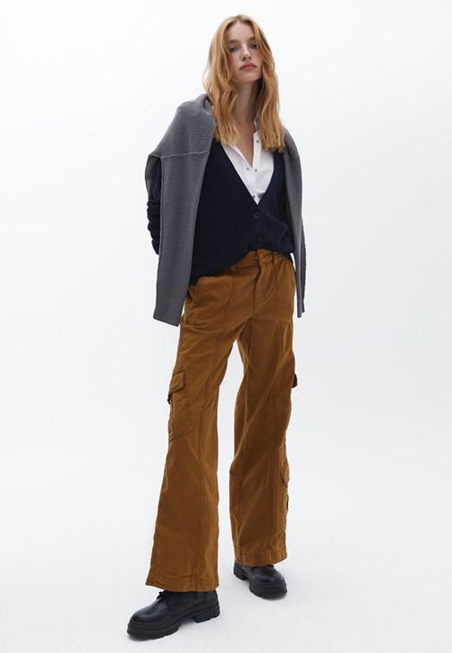 Brown Low Rise Wide Leg Cargo Pants Online Shopping