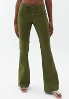 Women Green Low Cut Pants with Cargo Pockets