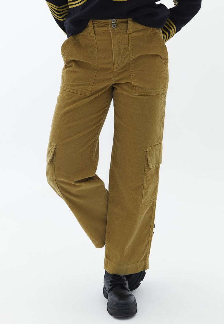 Bayan Yeşil Orta Bel Straight-Fit Kadife Pantolon