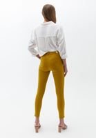 Women Green Skinny Pants with Push up Effect