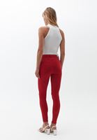 Bayan Kırmızı Toparlayıcı Etkili Skinny Pantolon ( TENCEL™ )
