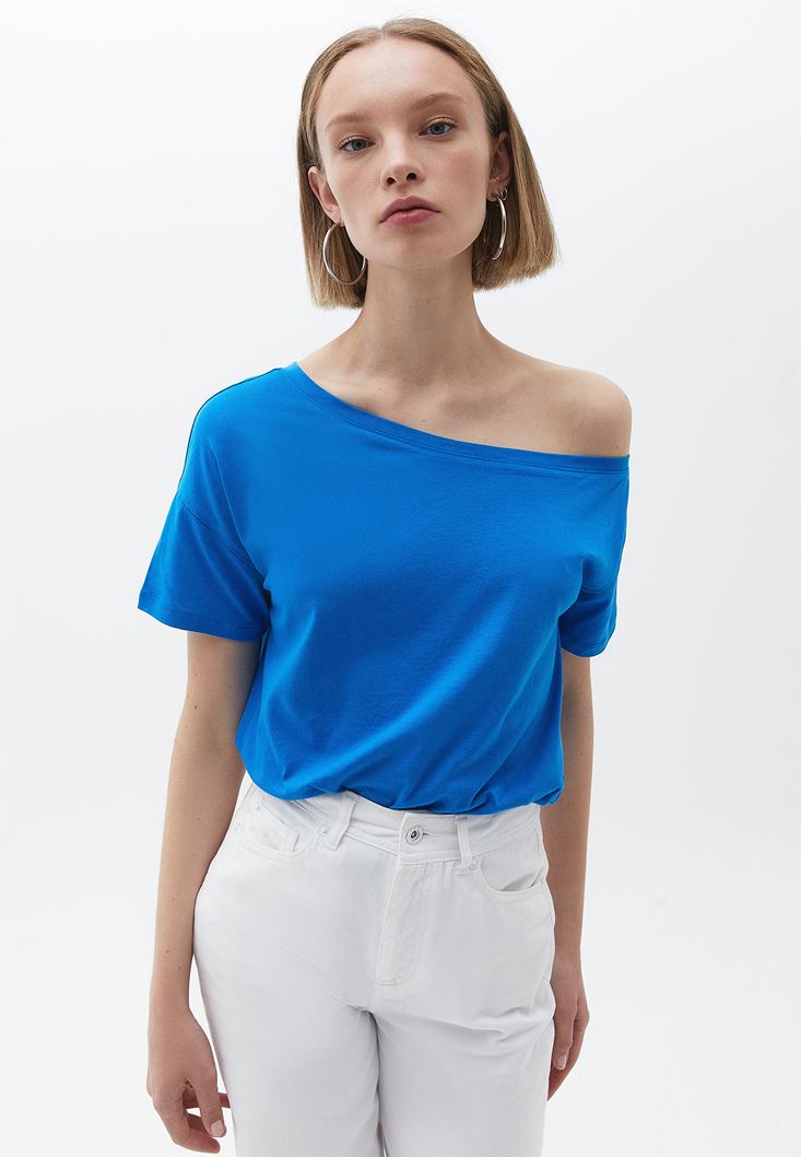 Bayan Mavi Yaka Detaylı Tişört