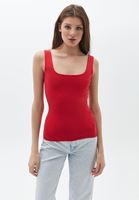 Women Red Flexible Square Neck Singlet