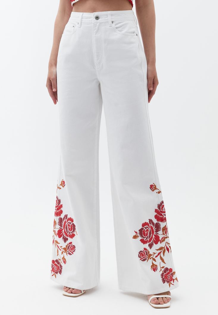 Bayan Beyaz Paçası Desenli Wide-Leg Pantolon