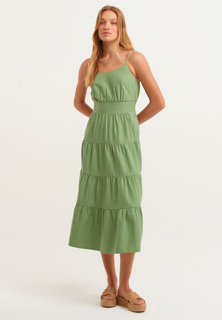 نساء أخضر فستان متوسط الطول بحمالات رفيعة