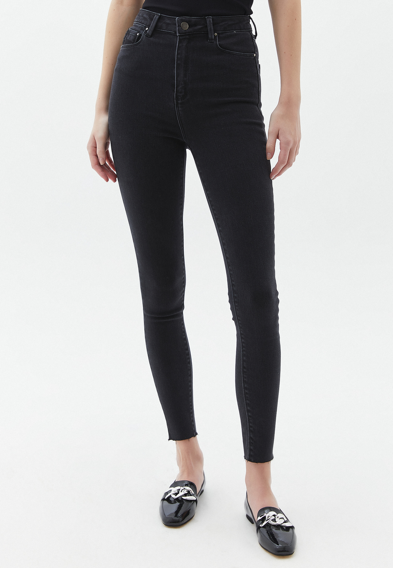 gap black skinny pants