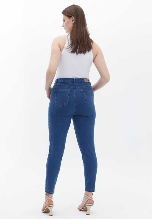 Blue Curvy Jegging Denim Pants Online Shopping