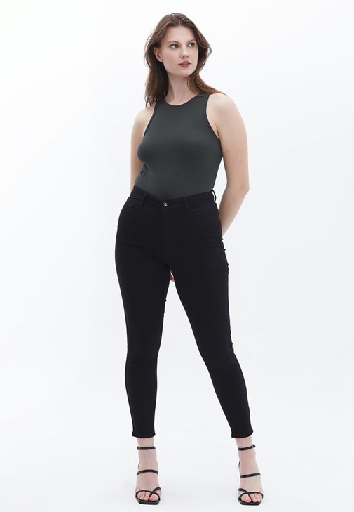 Black Curvy Skinny Denim Pants Online Shopping