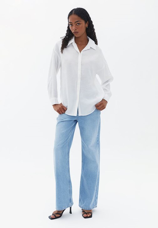 Modal Gömlek ve Yüksek Bel Pantolon Kombini