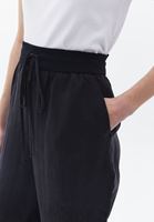Bayan Siyah Yüksek Bel Straight-Fit Pantolon ( TENCEL™ )