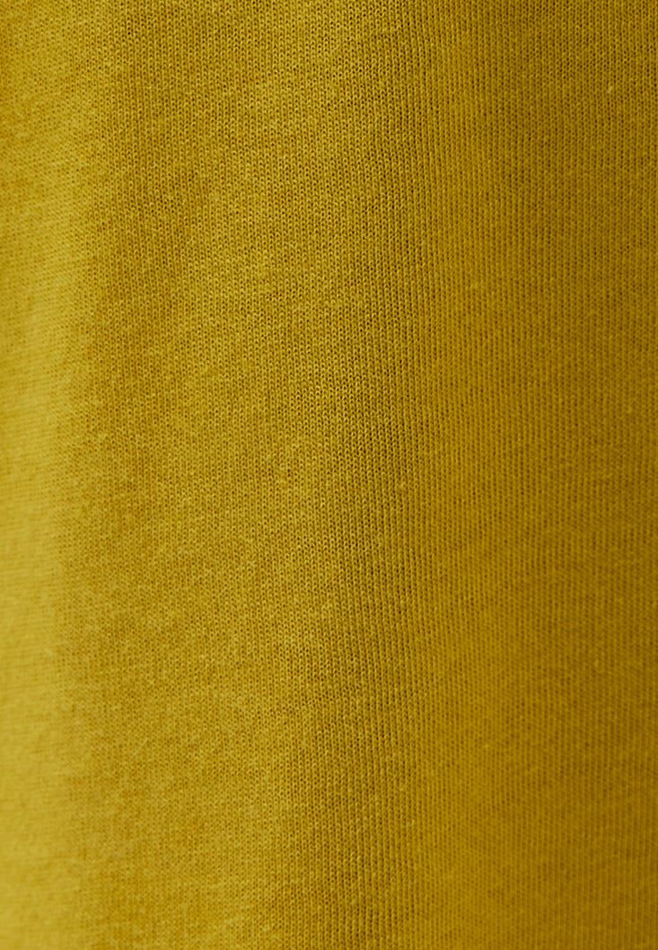 Bayan Sarı Yaka Detaylı Tişört (MODAL)
