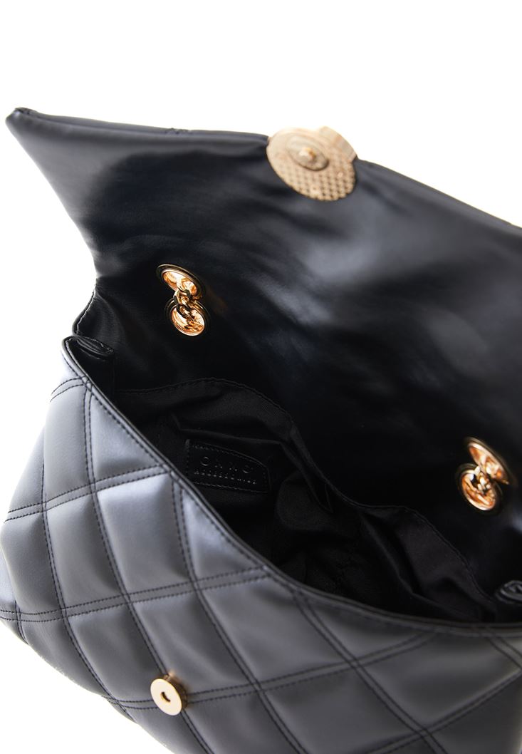 Bayan Siyah Zincir Detaylı Askılı Çanta