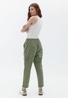 Bayan Yeşil Ultra Yüksek Bel Carrot-Fit Pantolon