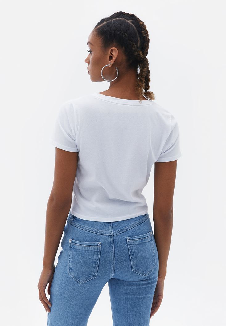 Bayan Beyaz Cut-Out Detaylı Crop Tişört