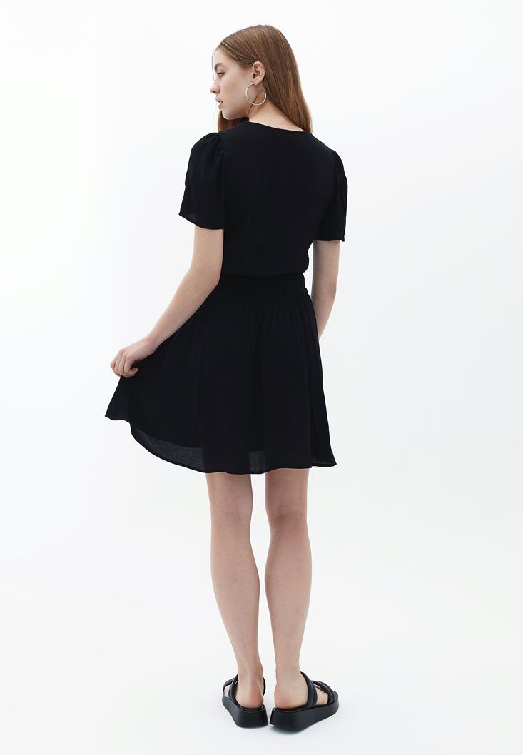 Bayan Siyah Kruvaze Yaka Mini Elbise